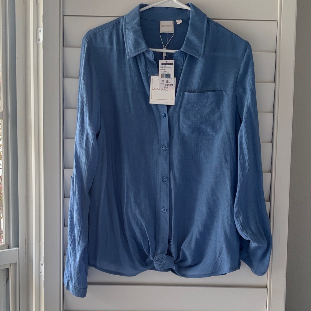 NWT Zac & Rachel Sky Blue Tie-Front Blouse